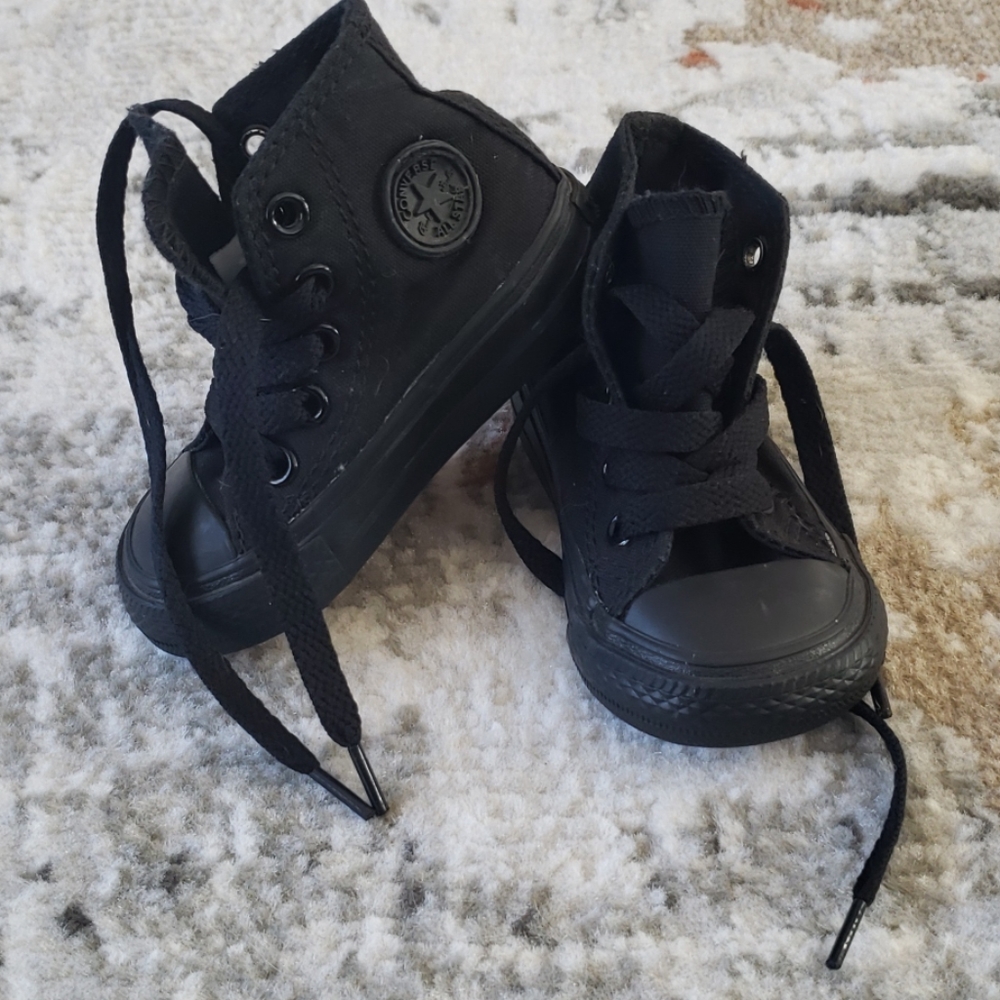 Solid Black Classic Hightop
